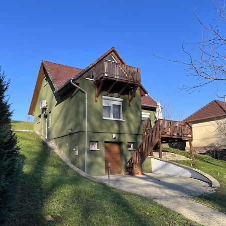 Sunnyside Apartmanhaz Zalakaros Exterior foto